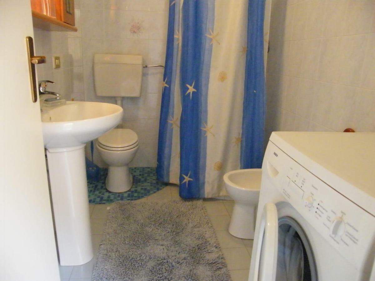 サン・ロレンツォ・アル・マーレ Casa Di Rinoヴィラ エクステリア 写真